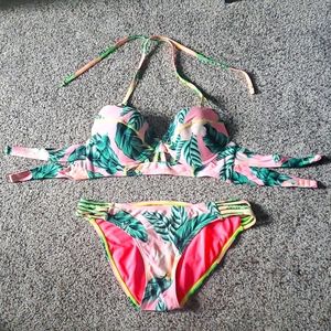 Strappy tropical bikini